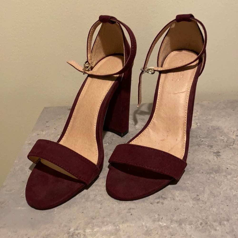 Charlotte Russe plum heals